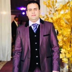 Meet your Posher, Ayaz